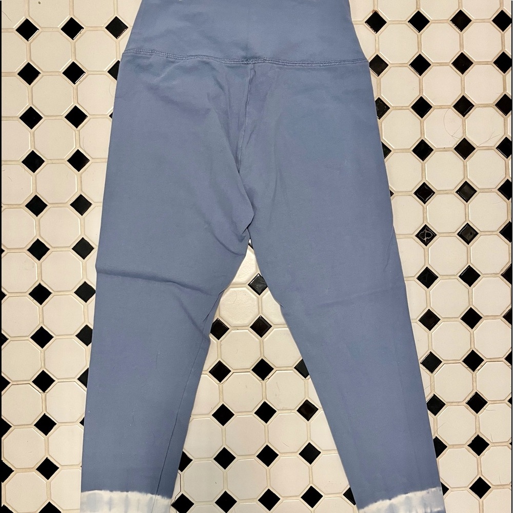 Lilac American Eagle Leggings